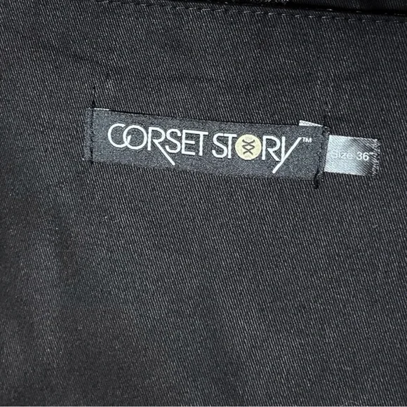 Corset Story Black Brocade Waist Taming
Overbust With Shoulder Straps 36 Waist - Picture 9 of 10